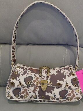 BETSEY JOHNSON SHOULDER BAG